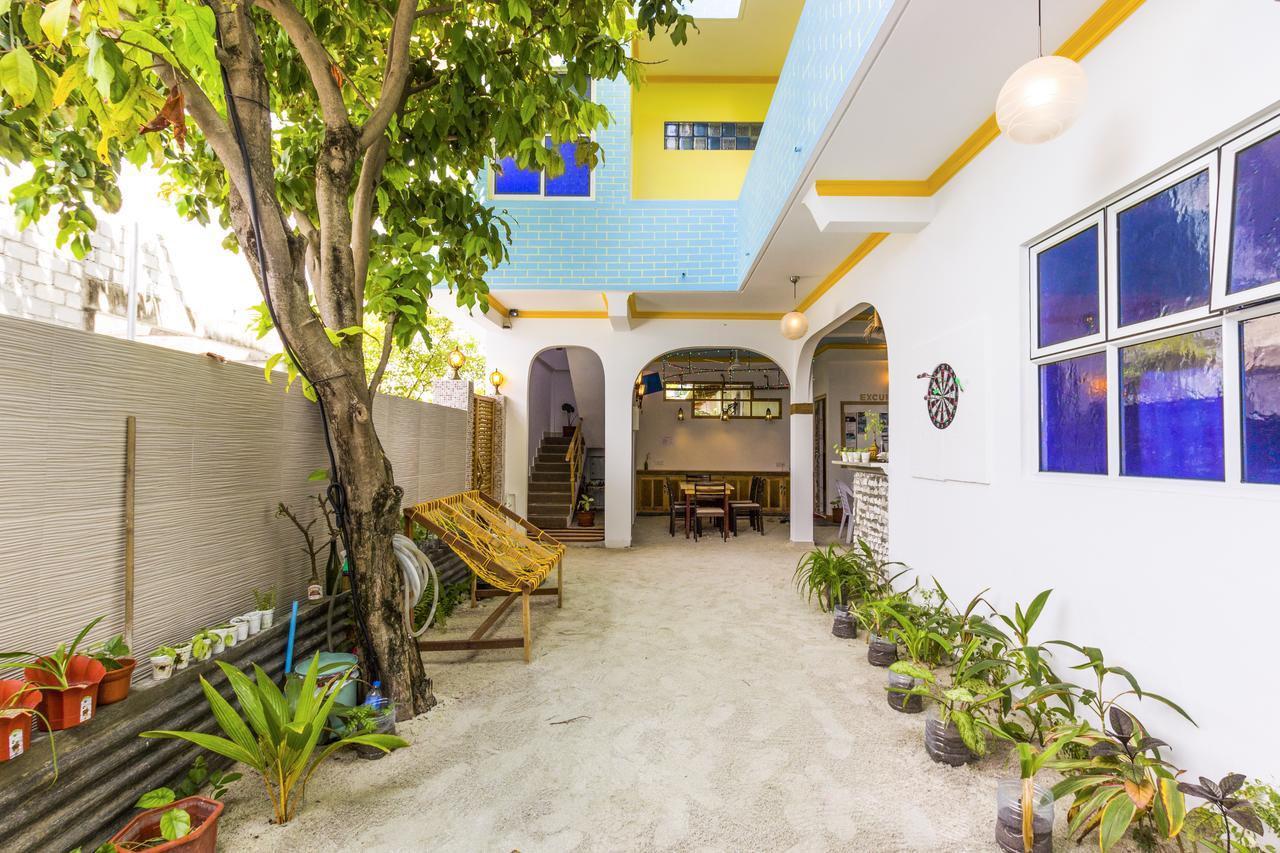 Select Village Maafushi Exterior photo